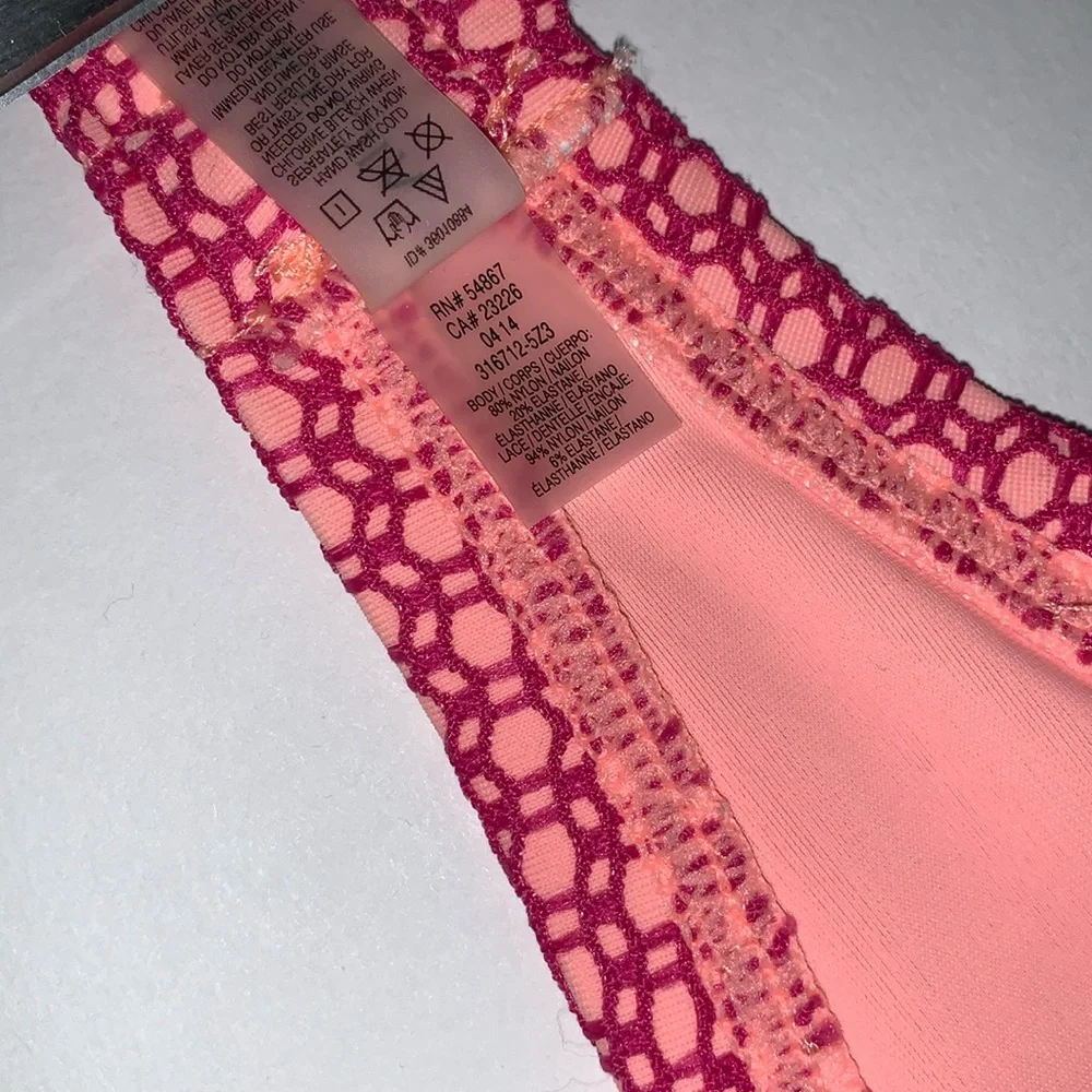 Victorias Secret Bikini Top Bandeau Halter Crochet Lace Pink Orange/Coral 34DD